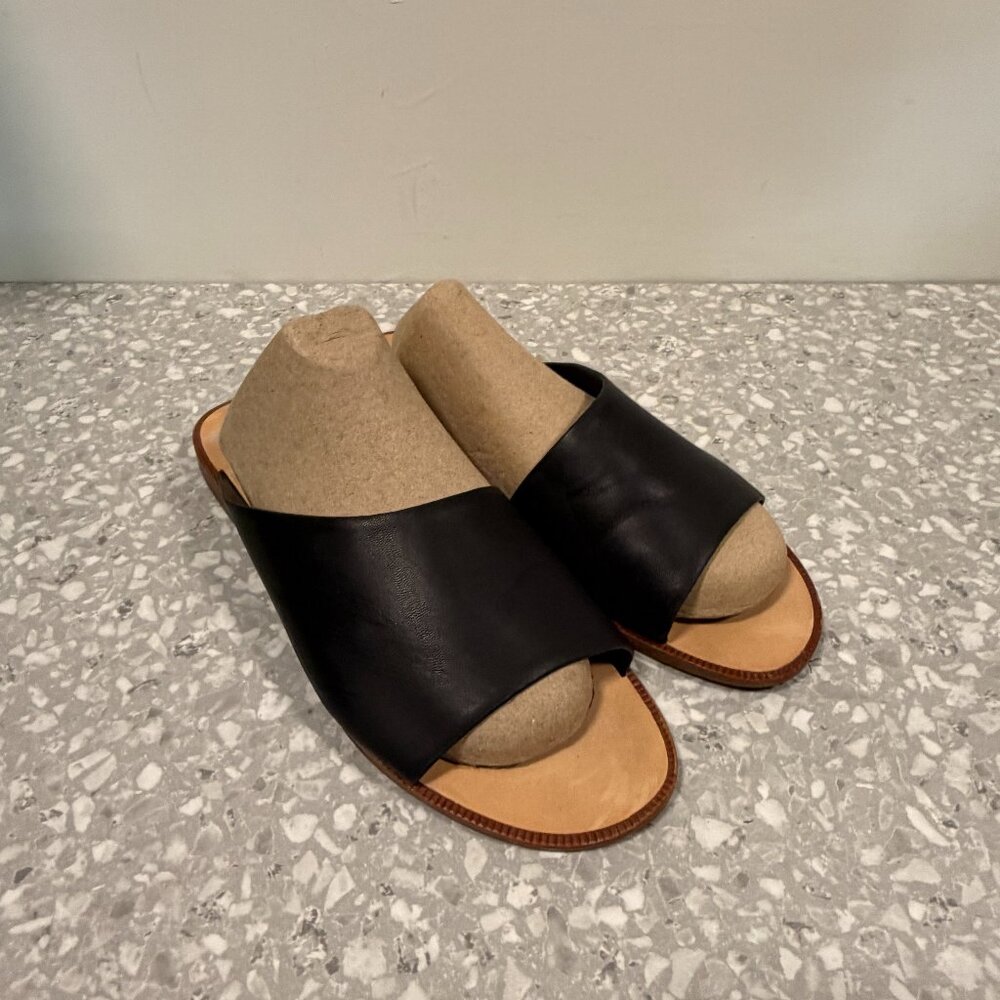 Dolce Vita Black Leather Slide Flat Sandals, Women’s Size 9
